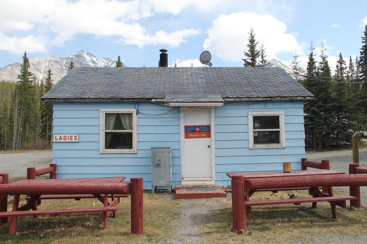 Double G Service Muncho Lake Extérieur photo